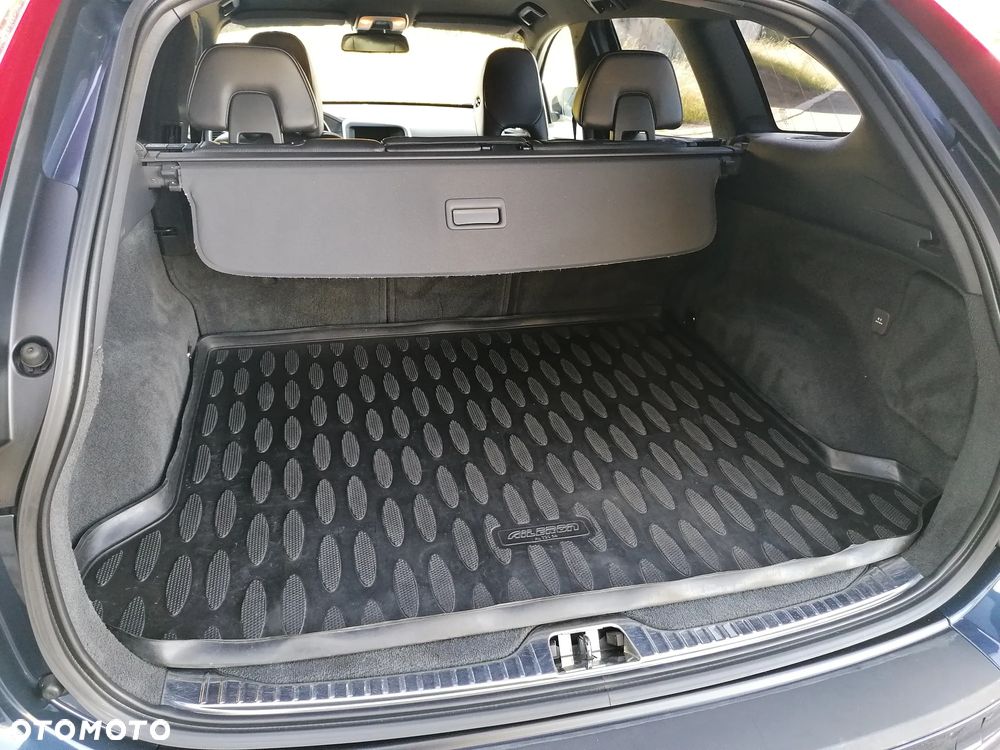 Volvo XC 60 D5 AWD Summum - 24