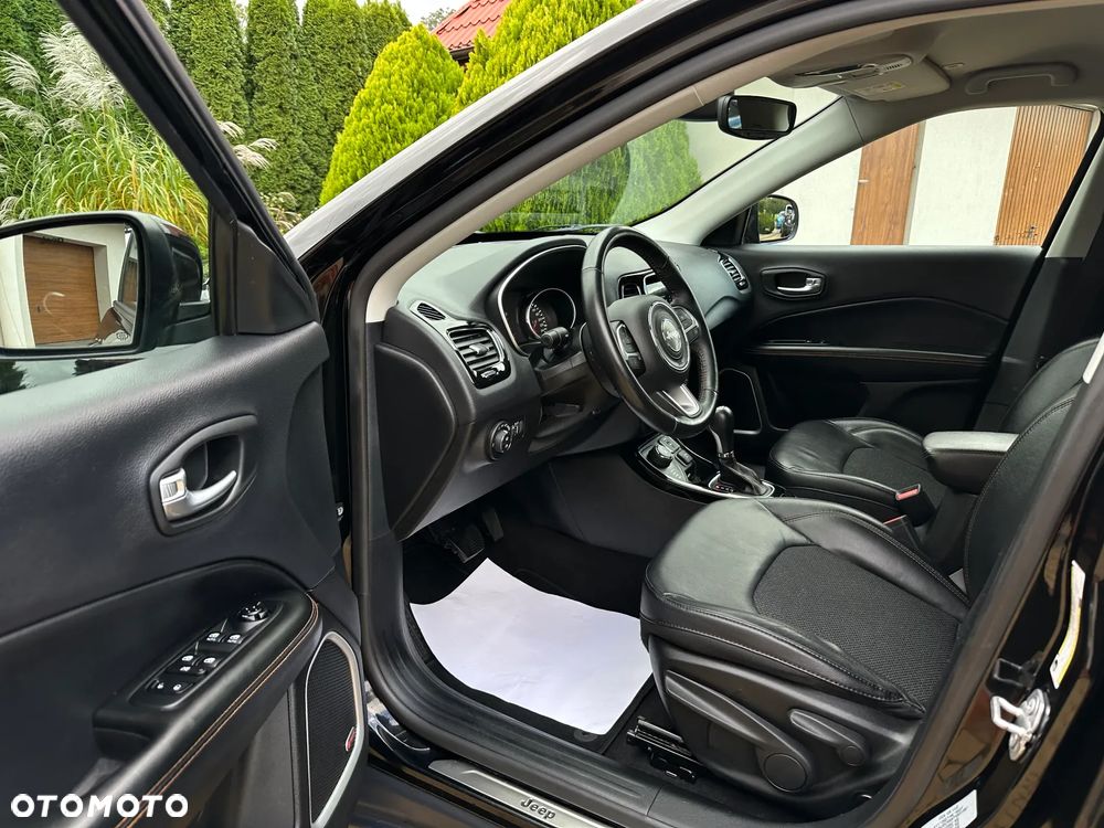 Jeep Compass - 19
