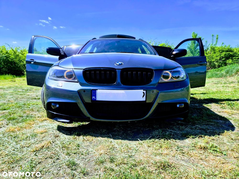 BMW Seria 3 320d DPF Edition Exclusive - 32