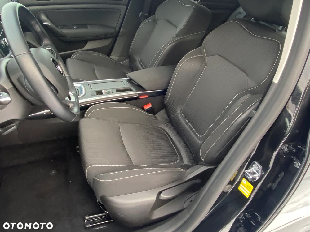 Renault Megane ENERGY TCe 130 EDC LIMITED - 34