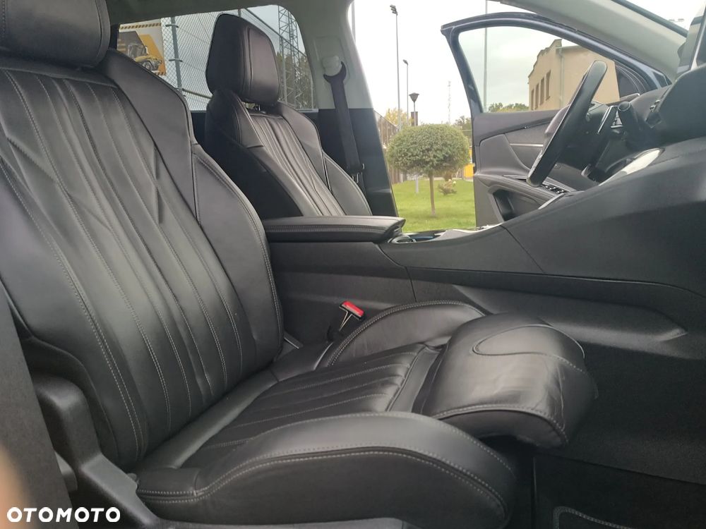 Peugeot 5008 BlueHDi 180 EAT8 Allure - 25