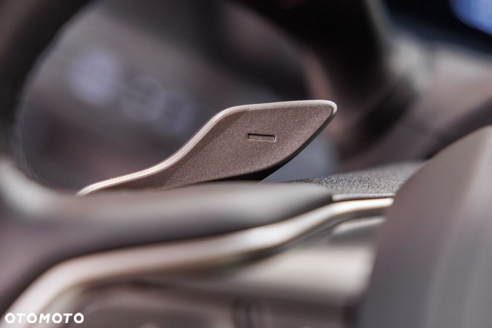 Lexus LBX 1.5 Hybrid Relax AWD - 38