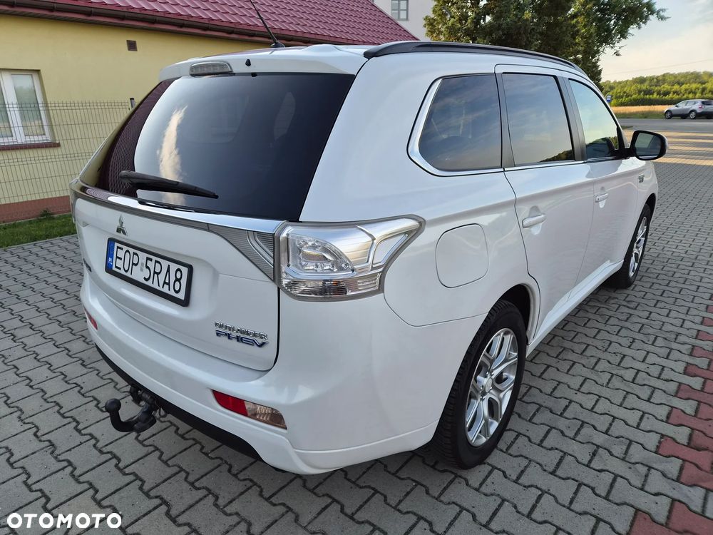 Mitsubishi Outlander 2.0 4WD Top - 3