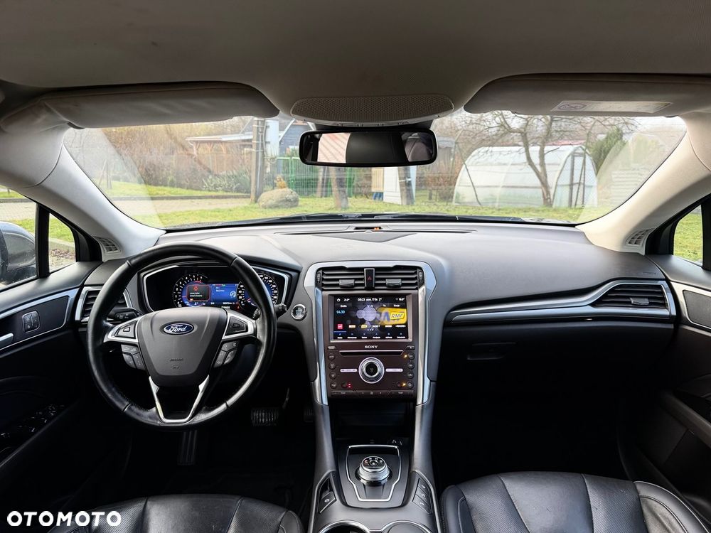 Ford Mondeo 2.0 EcoBlue Titanium - 34