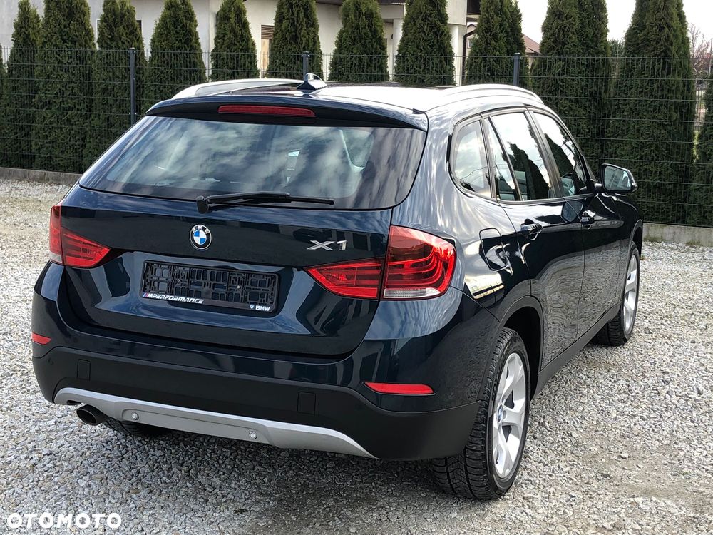 BMW X1 xDrive20d - 13