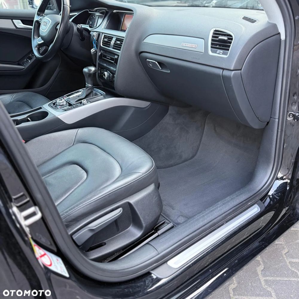 Audi A4 ver-2-0-tfsi-quattro-s-tronic-attraction - 9
