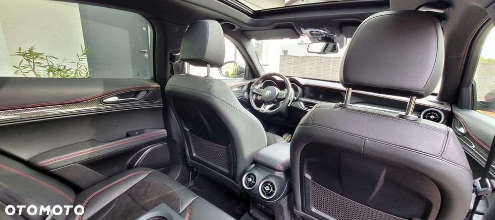 Alfa Romeo Stelvio 2.9 V6 Bi-Turbo Quadrifoglio Q4 - 18