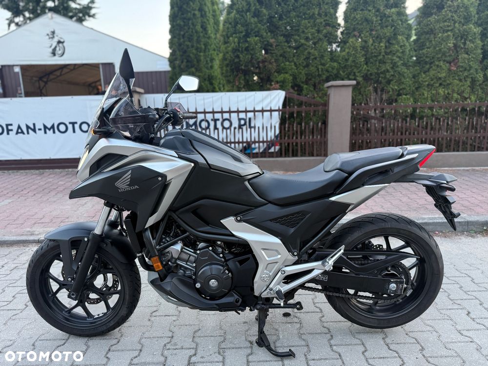 Honda NC - 18