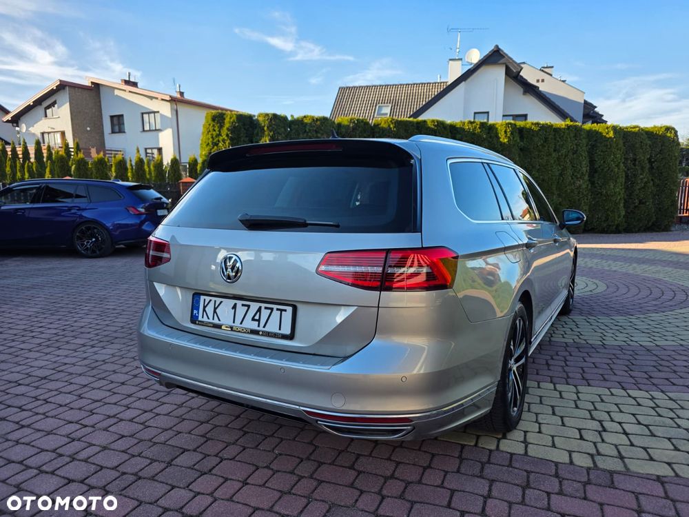 Volkswagen Passat 2.0 TDI Bi-Turbo BMT 4Mot Highline DSG - 28