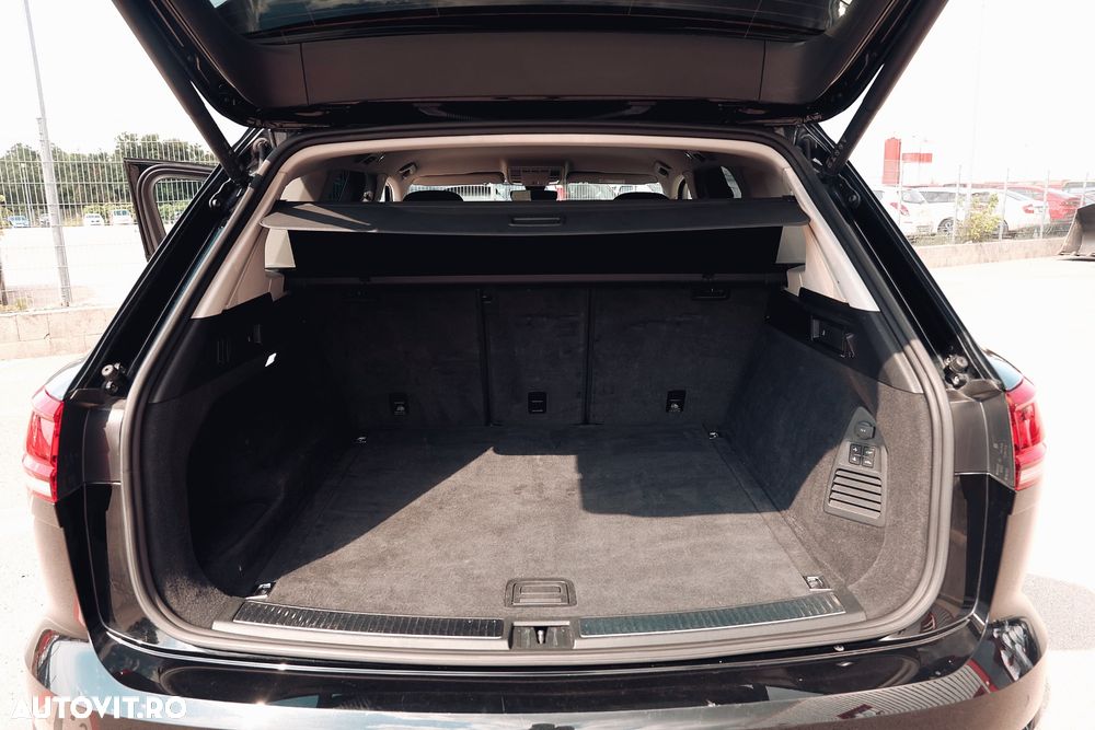 Volkswagen Touareg V6 TDI 4MOTION Elegance - 9
