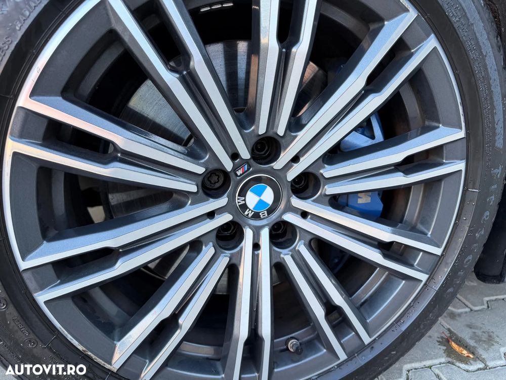 BMW Seria 3 330i Aut. M Sport - 9