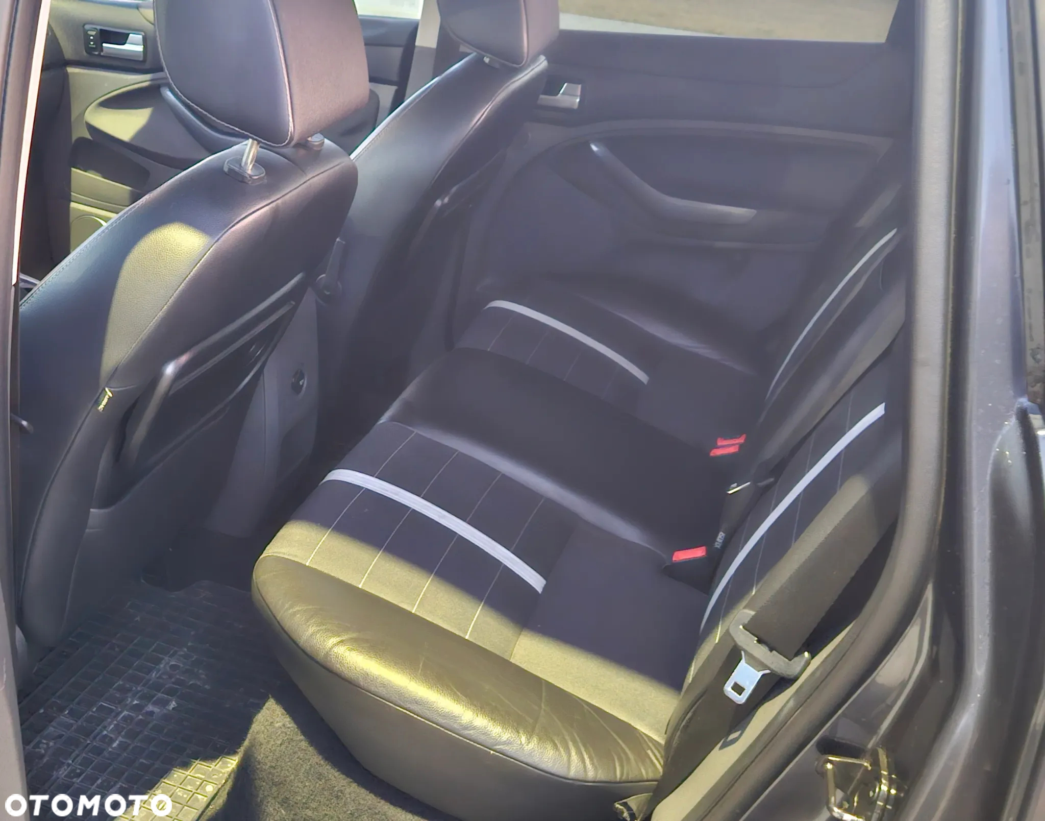 Ford Kuga 2.0 TDCi Titanium - 19