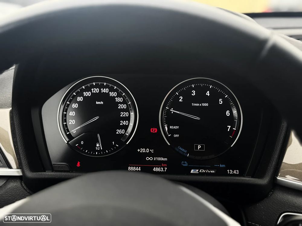 BMW X1 25 e xDrive xLine - 17