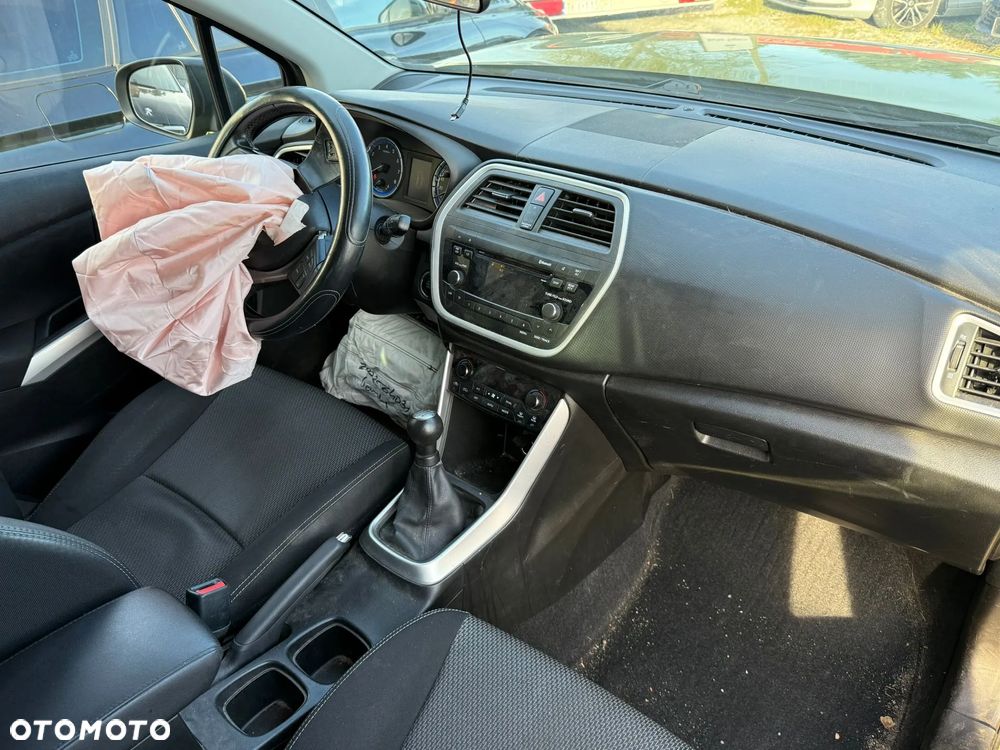 Suzuki SX4 S-Cross 1.6 Premium - 11