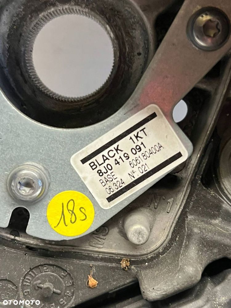 8J0 880 201 D Kierownica Audi TT TTS Mk2 - 9