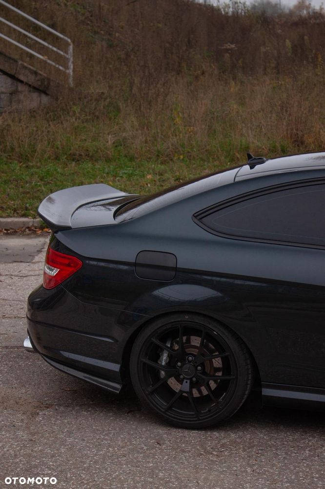 Mercedes-Benz Klasa C 63 AMG AMG SPEEDSHIFT MCT - 13