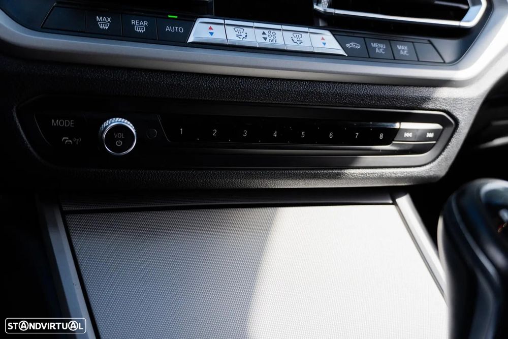 BMW 318 d Advantage Auto - 24