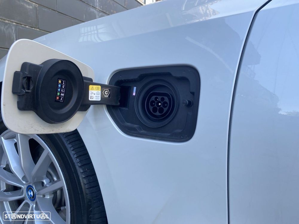 BMW 320 e Auto - 3