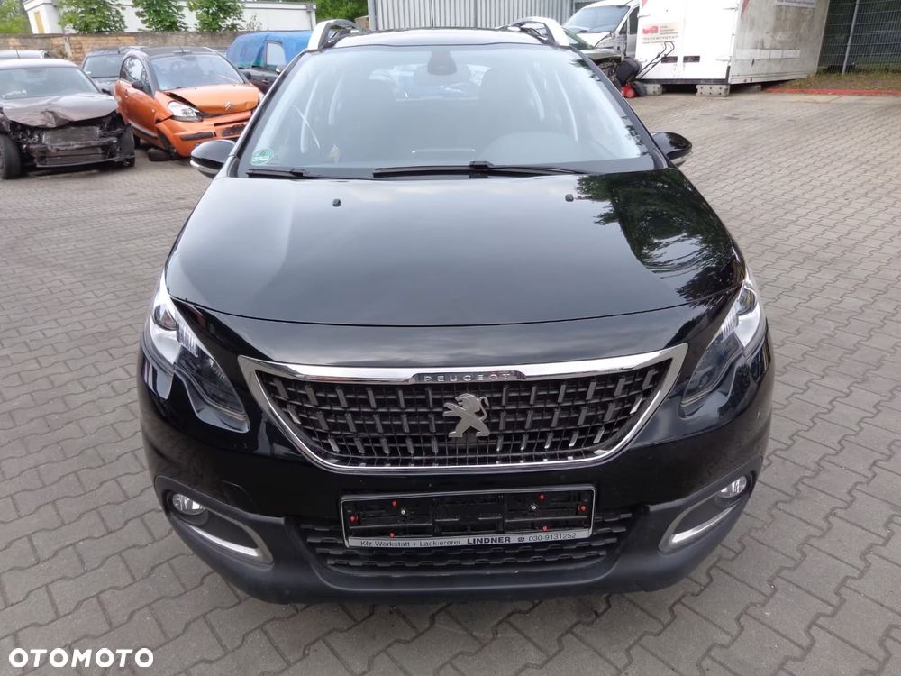 Peugeot 2008 - 8