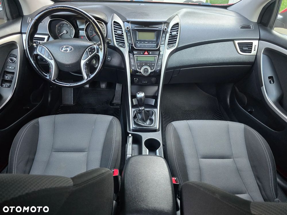 Hyundai i30 - 16