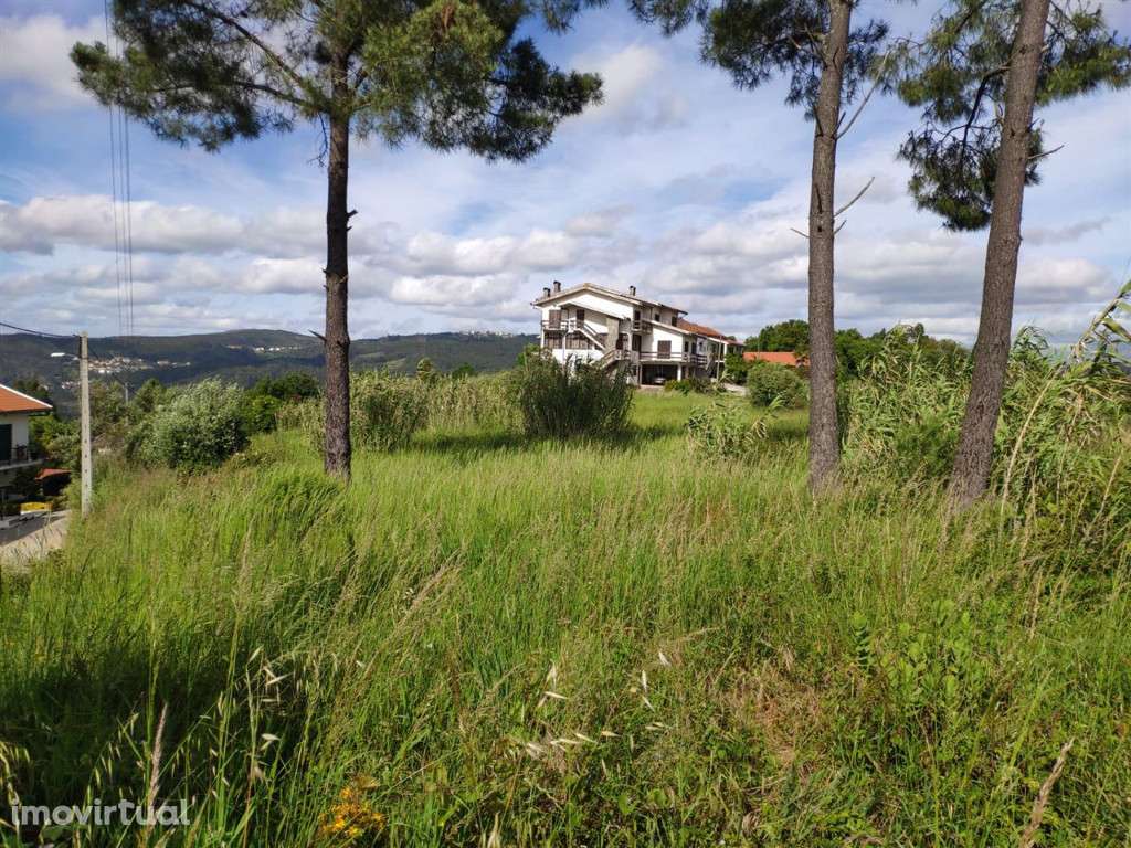 Terreno para construção - Grande imagem: 2/5