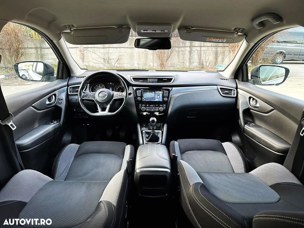 Nissan Qashqai 1.3 DIG-T N-CONNECTA - 7