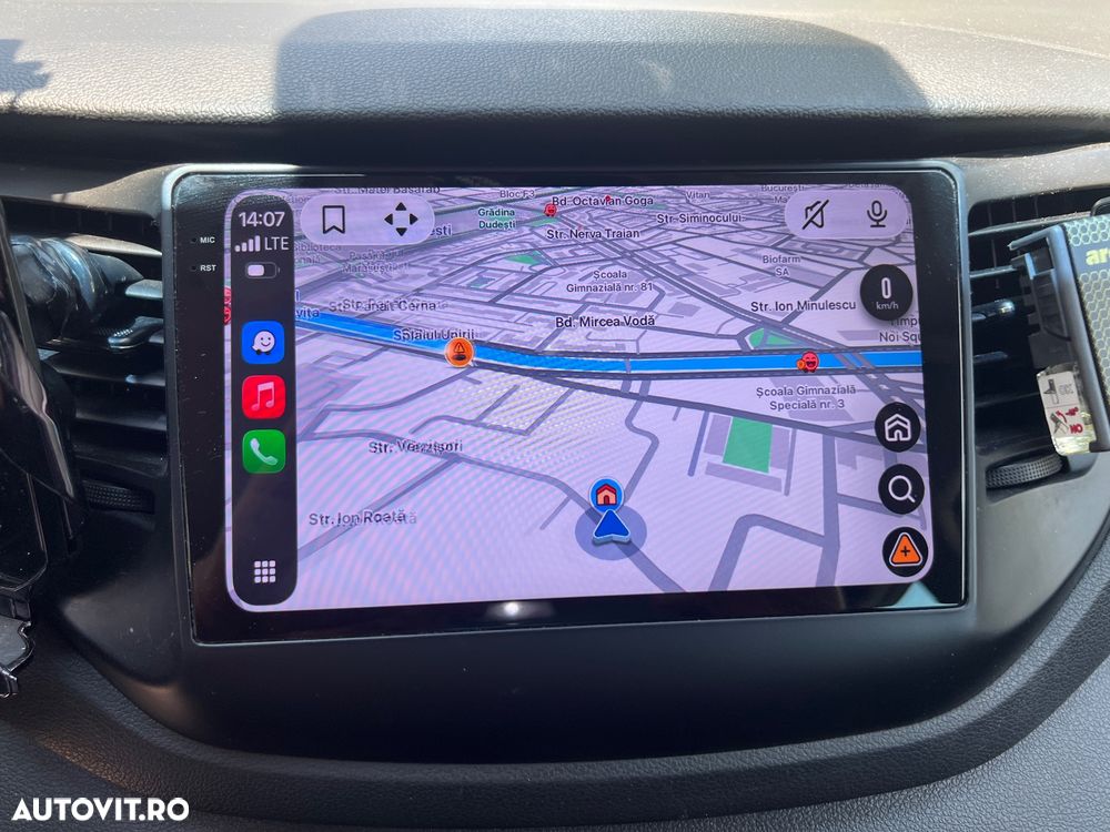 Hyundai Tucson 2.0 CRDI 4WD 6AT Style - 6