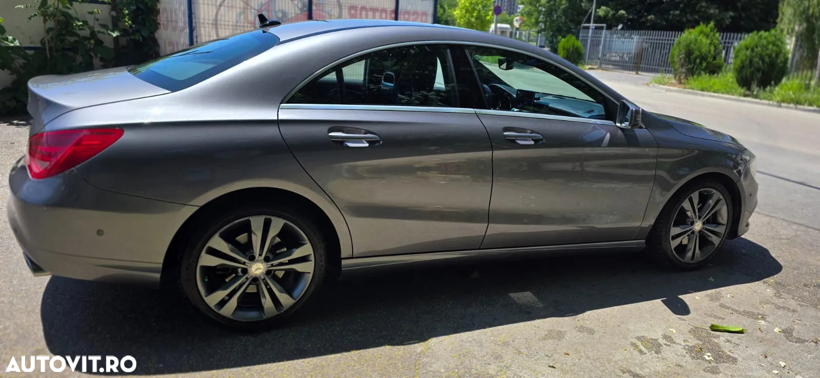 Mercedes-Benz CLA 180 7G-DCT - 4