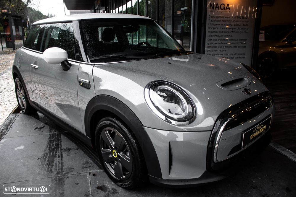 MINI 3 Portas Cooper SE Essential - 12