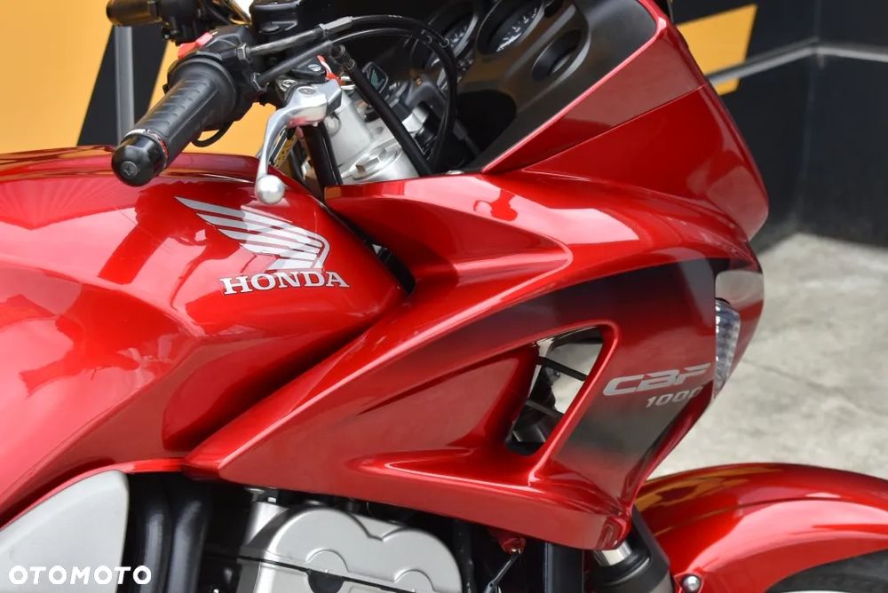 Honda CBF - 36