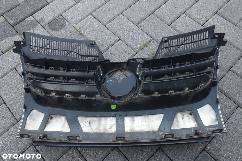 ATRAPA GRILL GOLF V VARIANT KOMBI - 3