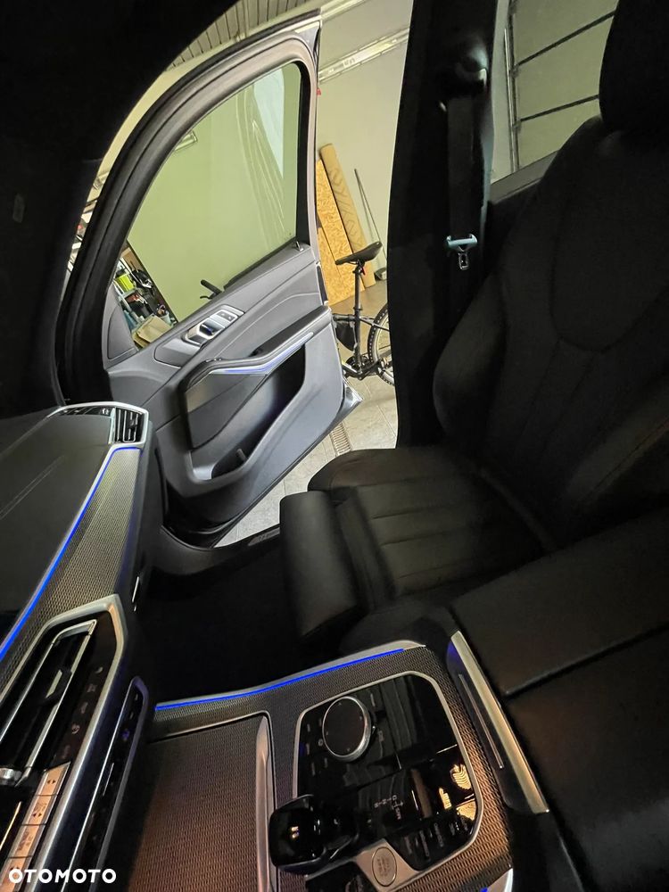 BMW X5 xDrive25d - 14