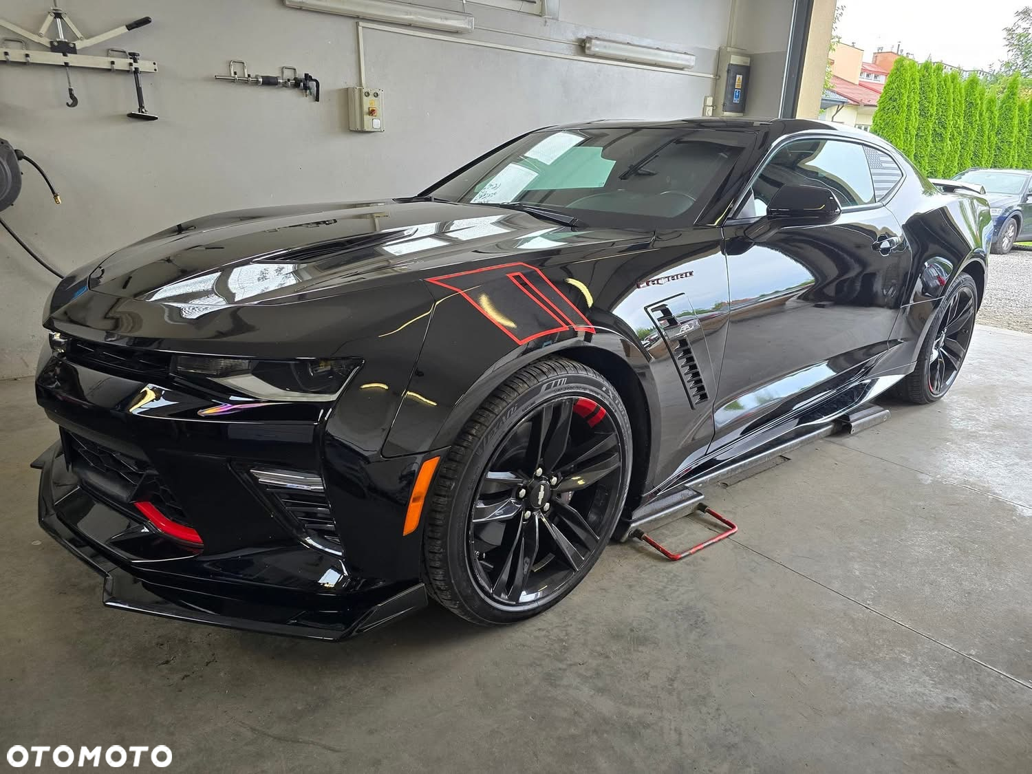Chevrolet Camaro - 13