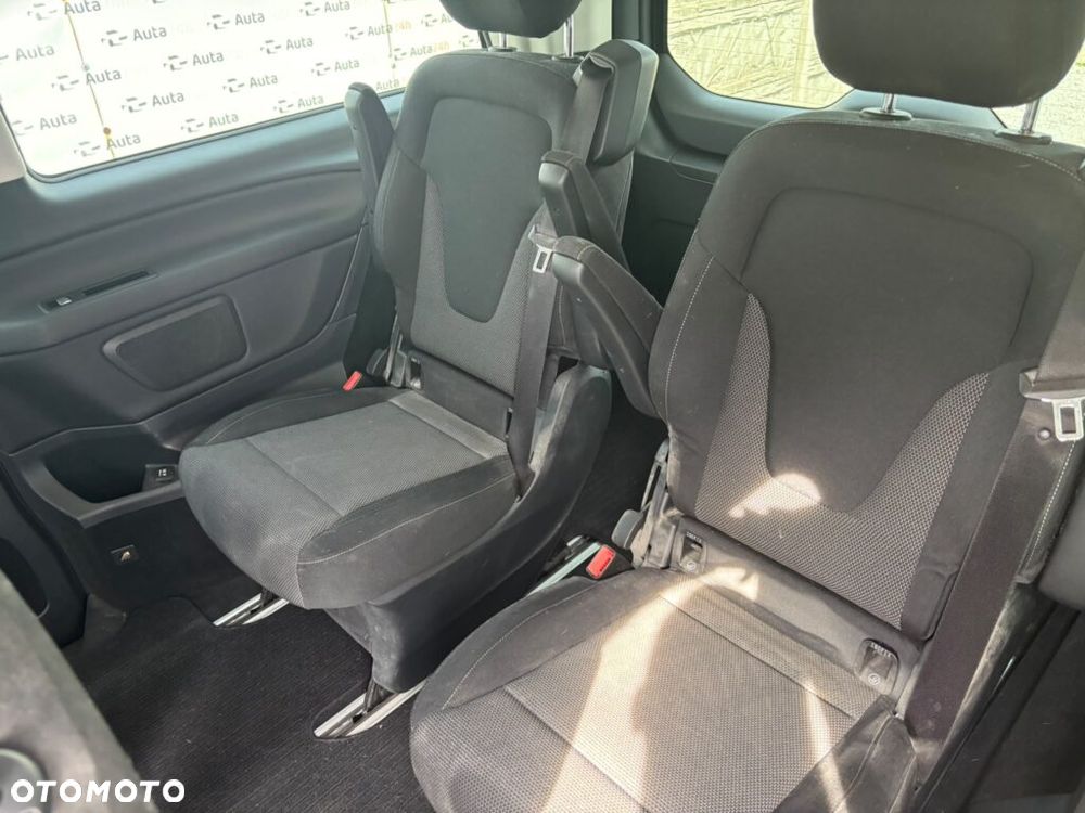 Mercedes-Benz Klasa V 220 (BlueTEC) d lang 7G-TRONIC - 13