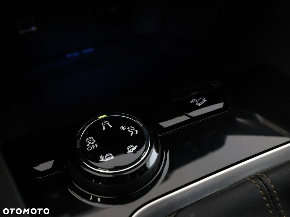 Peugeot 3008 2.0 BlueHDi Allure S&S - 31
