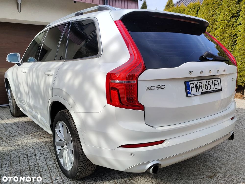 Volvo XC 90 - 8