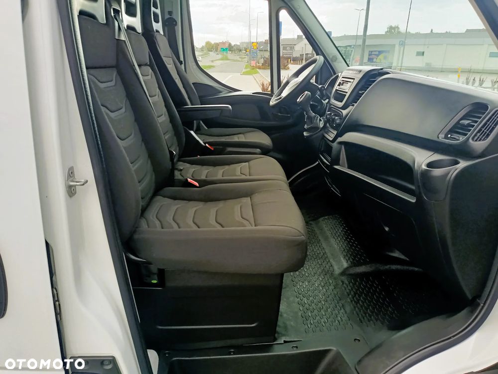 Iveco 35C15 L3H2 3.0 170KM HI-MATIC - 32