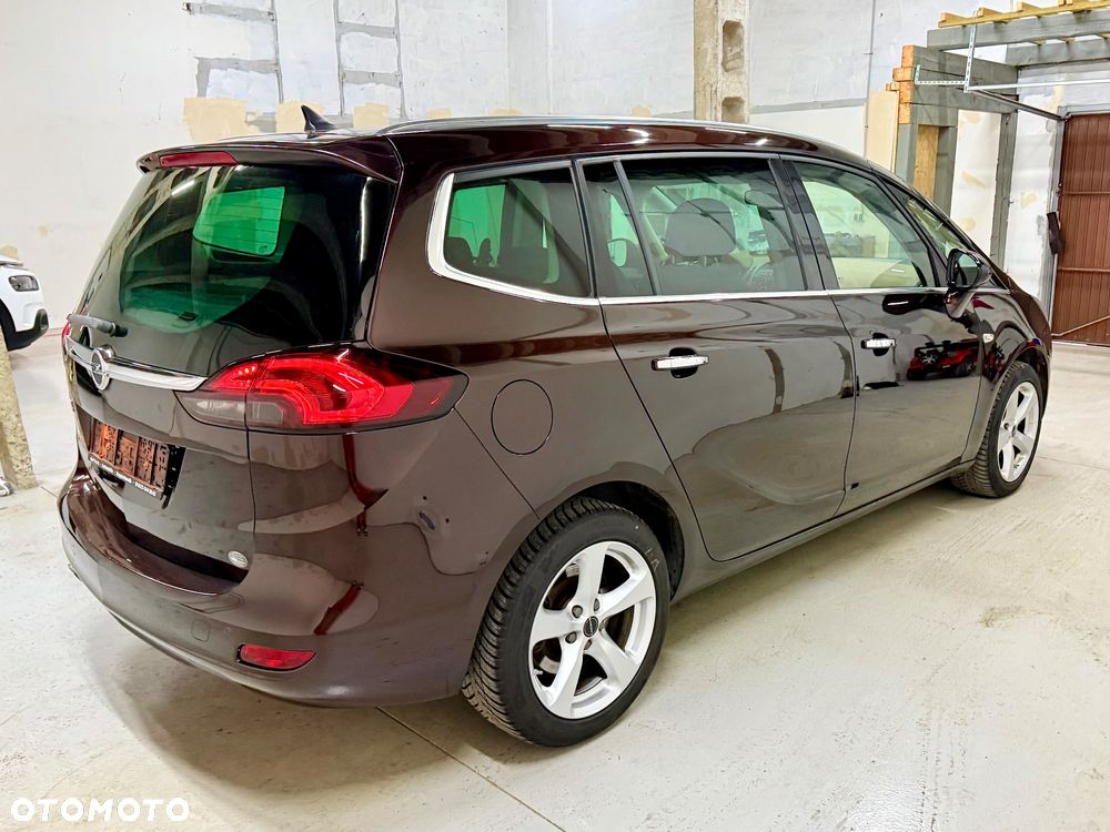 Opel Zafira - 16