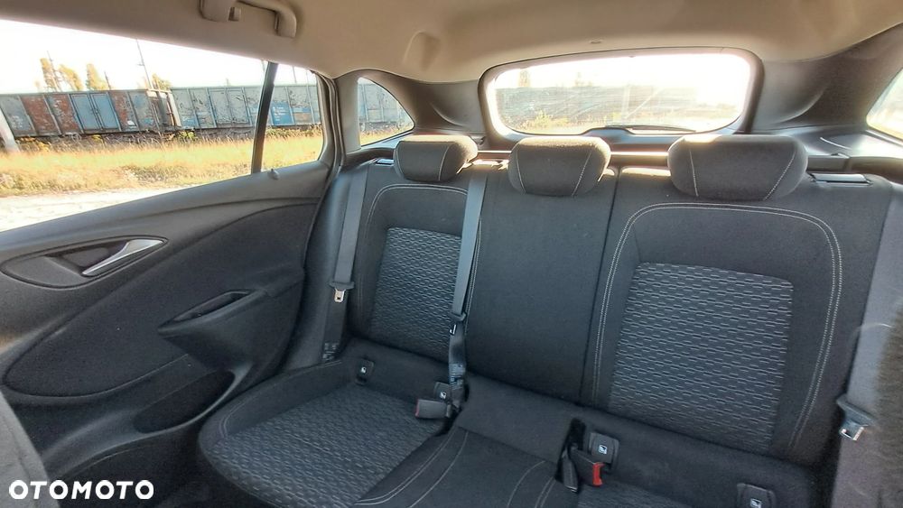 Opel Astra 1.6 CDTI Elite - 32