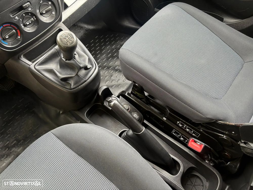 Peugeot Bipper Tepee - 4