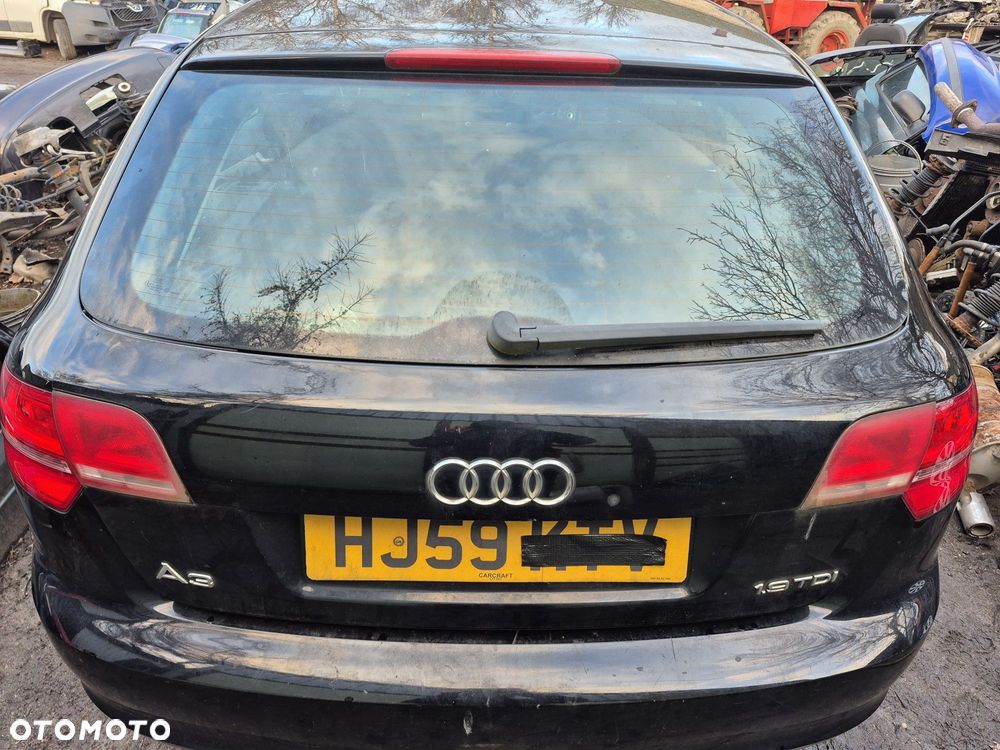 Klapa bagażnika audi a3 8p sportback lift LY9B