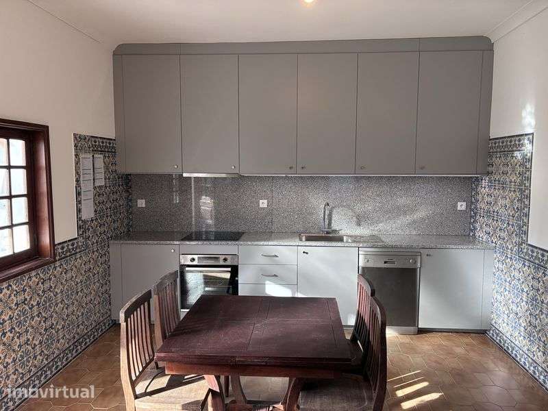 Moradia T3 com 170 m2 - Grande imagem: 4/6