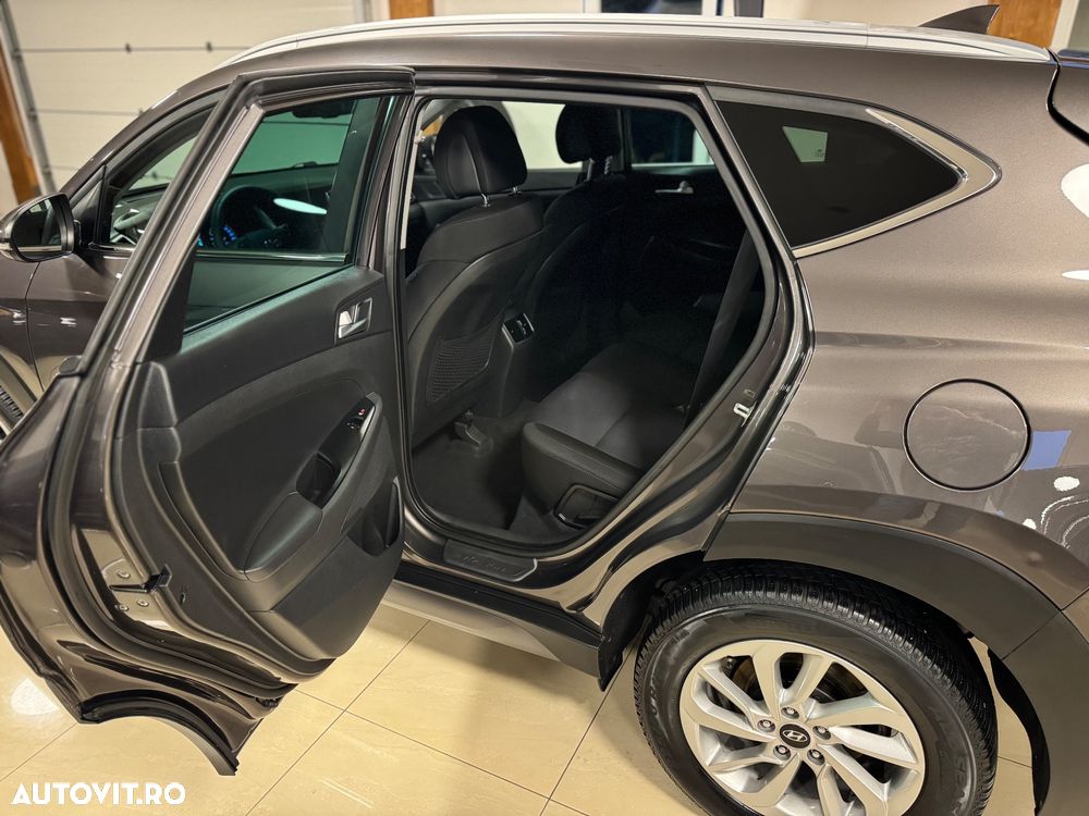 Hyundai Tucson blue 1.7 CRDi 2WD Style - 9