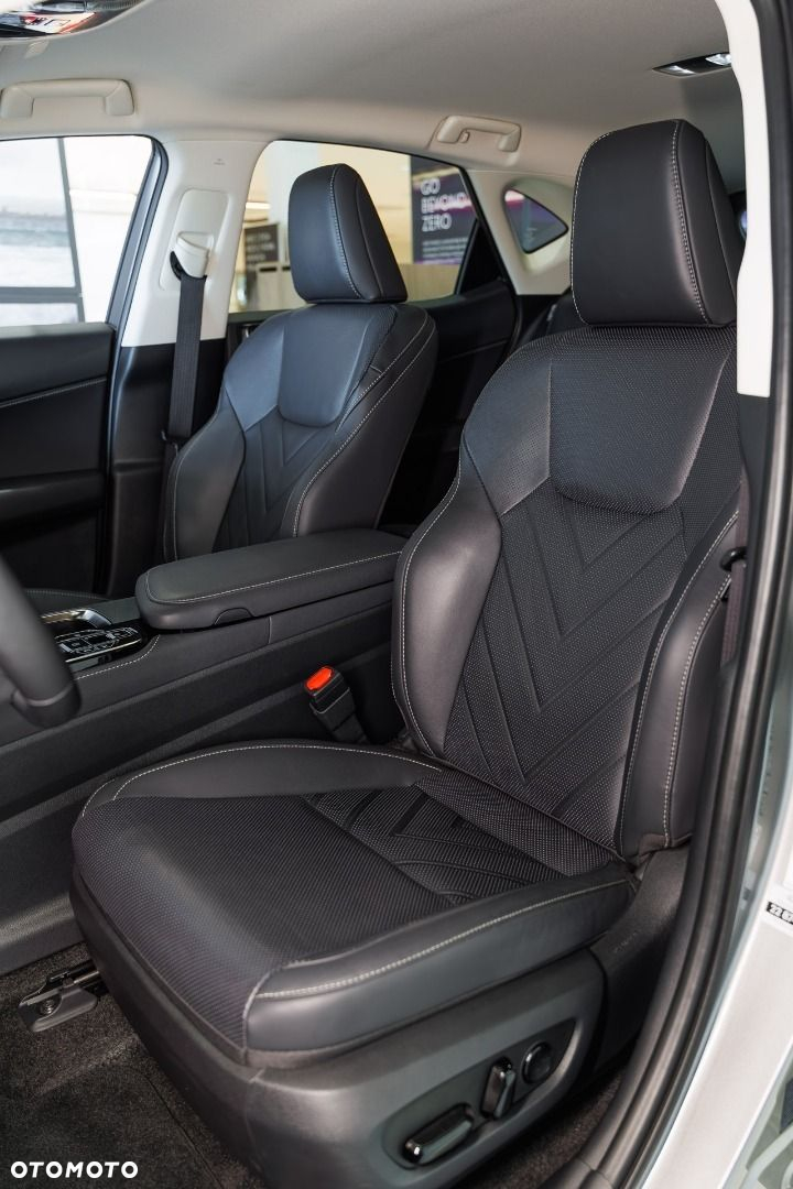 Lexus NX - 11