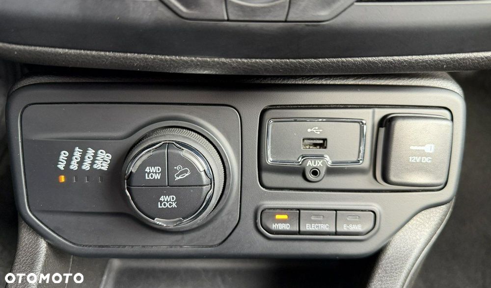 Jeep Renegade 1.3 T-GDI 4xe Automatik Limited - 26