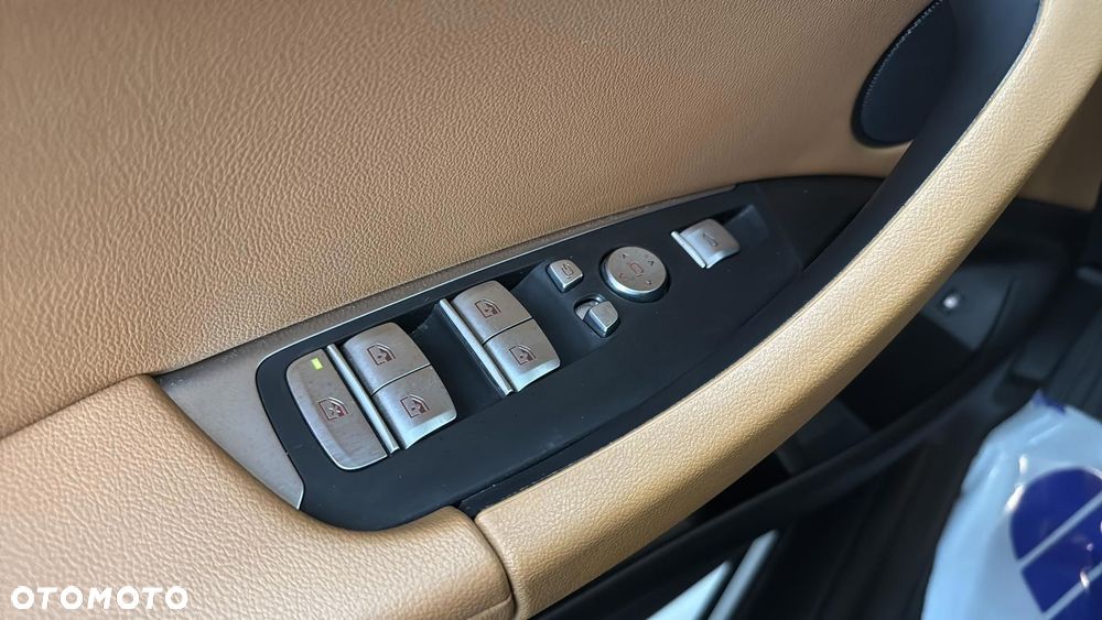 BMW X3 xDrive30e - 32