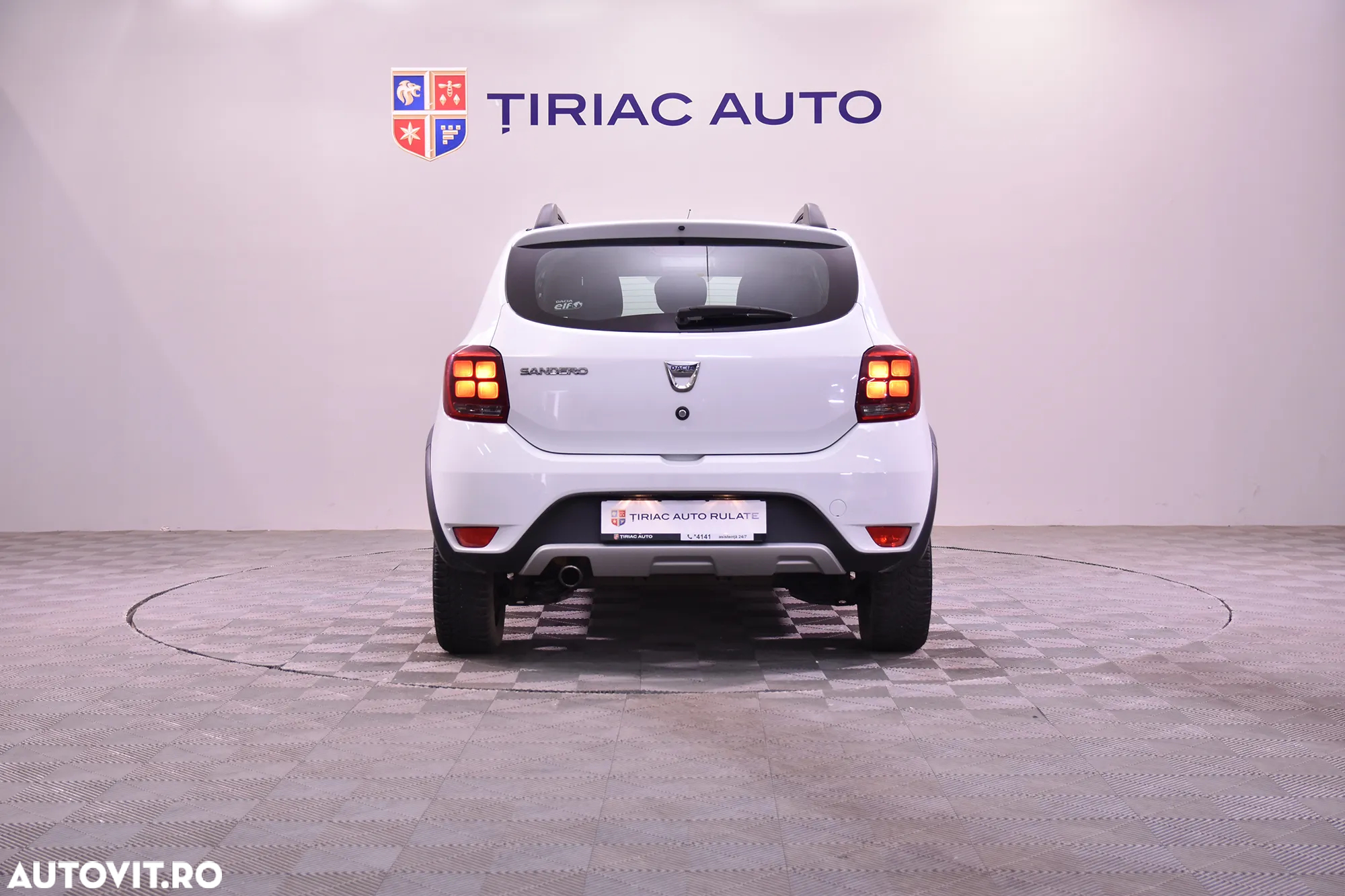 Dacia Sandero - 4