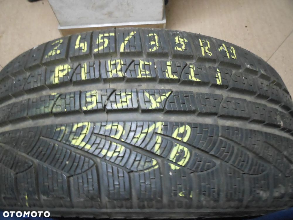 Opona pojedyńcza 245/35r19 pirelli sottozero winter 240 serie II  8mm zima - 1