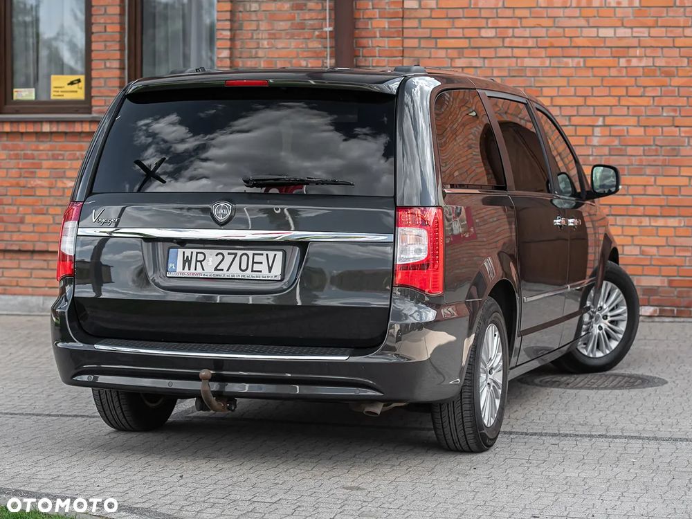 Lancia Voyager 2.8CRD Gold - 5