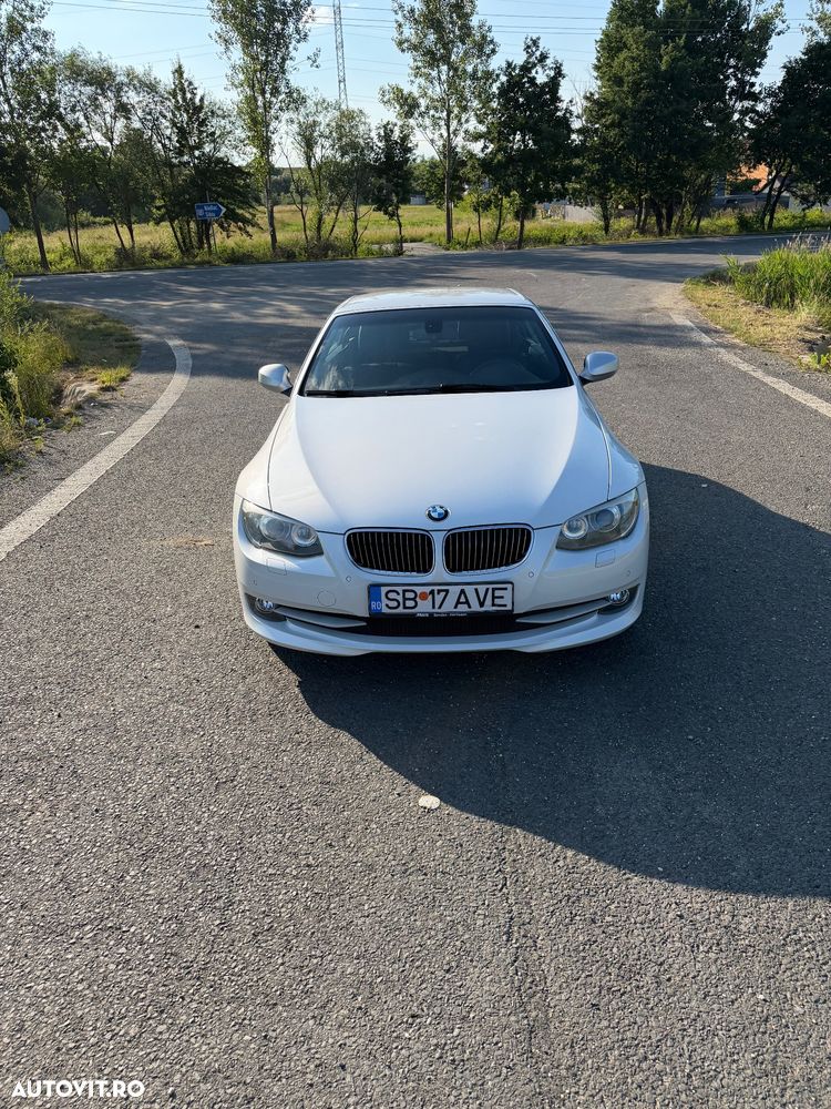 BMW Seria 3 320i Aut. Edition Exclusive - 2